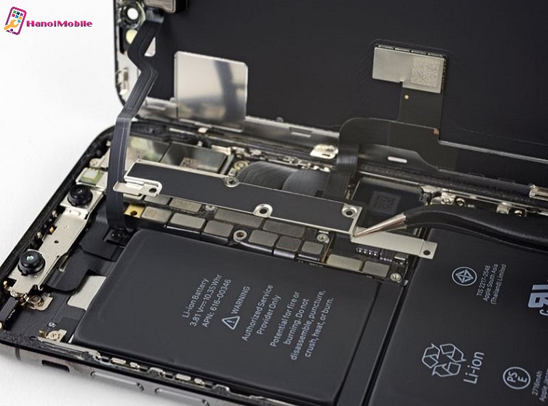 Va đập mạnh iPhone XS gây hỏng, lỗi main